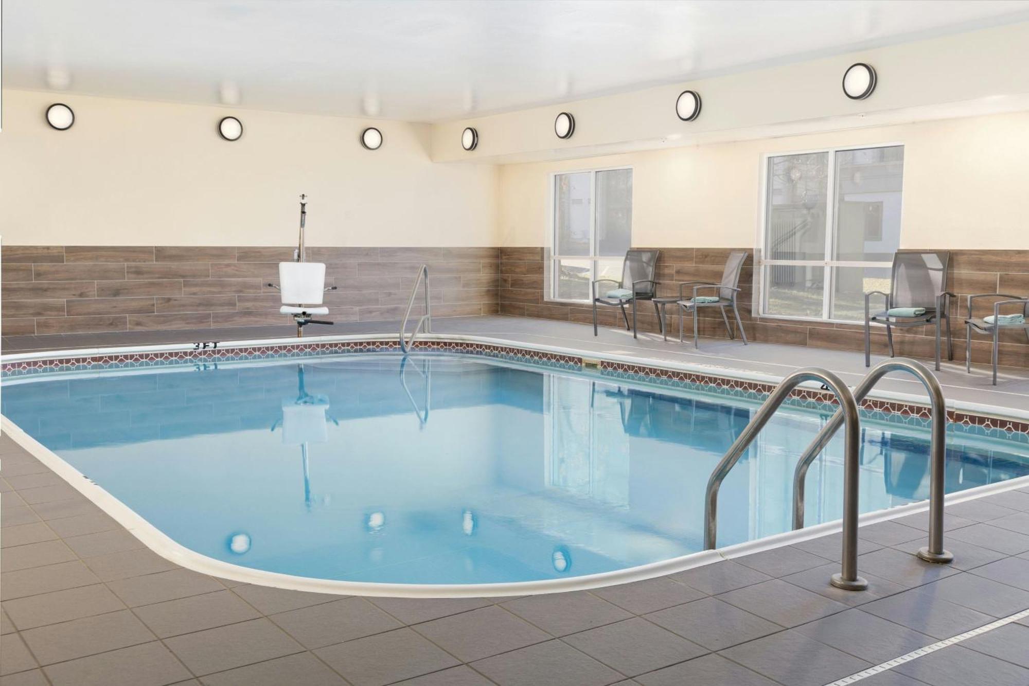 Fairfield Inn And Suites By Marriott Cincinnati Eastgate Luaran gambar