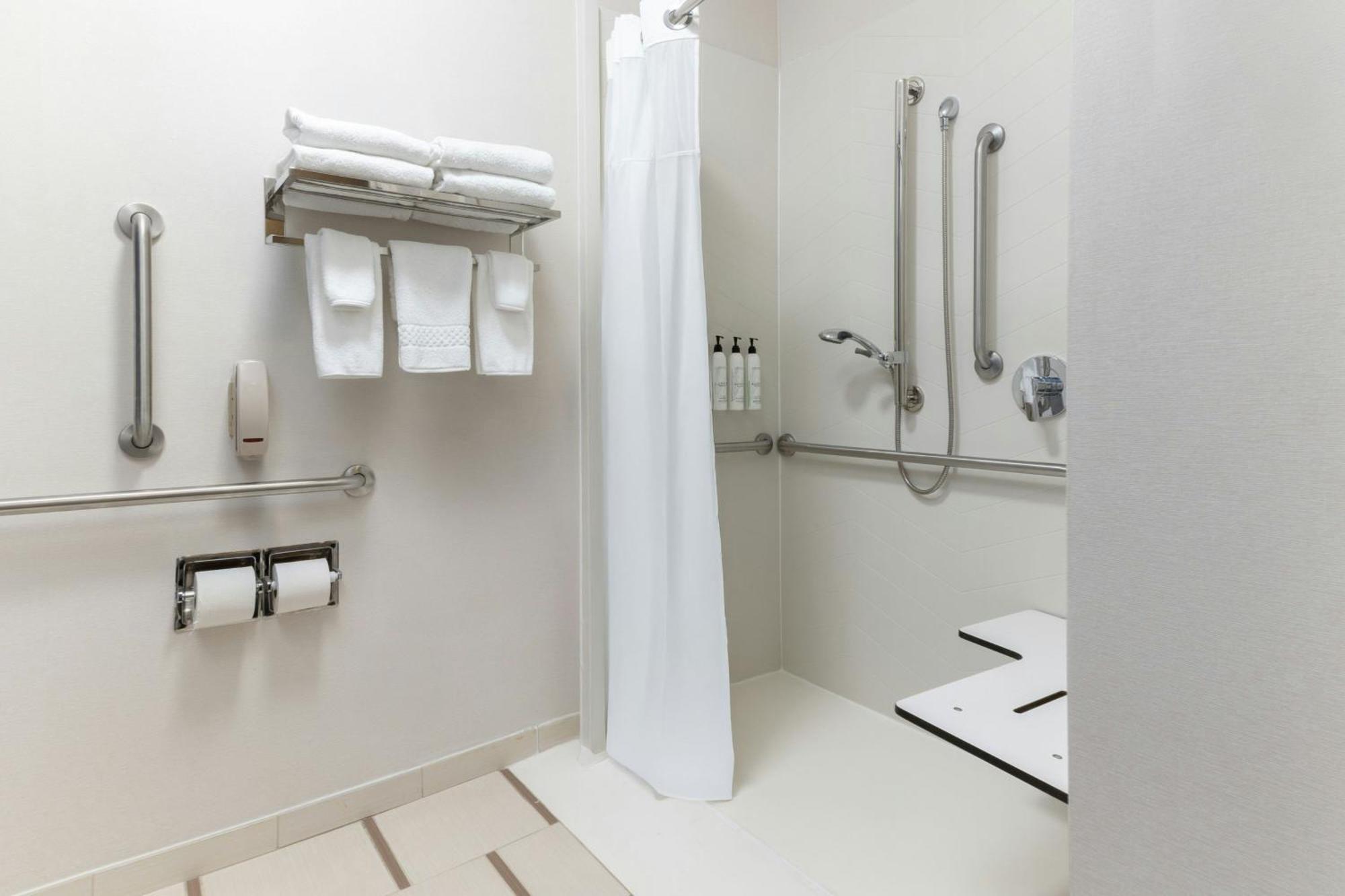 Fairfield Inn And Suites By Marriott Cincinnati Eastgate Luaran gambar